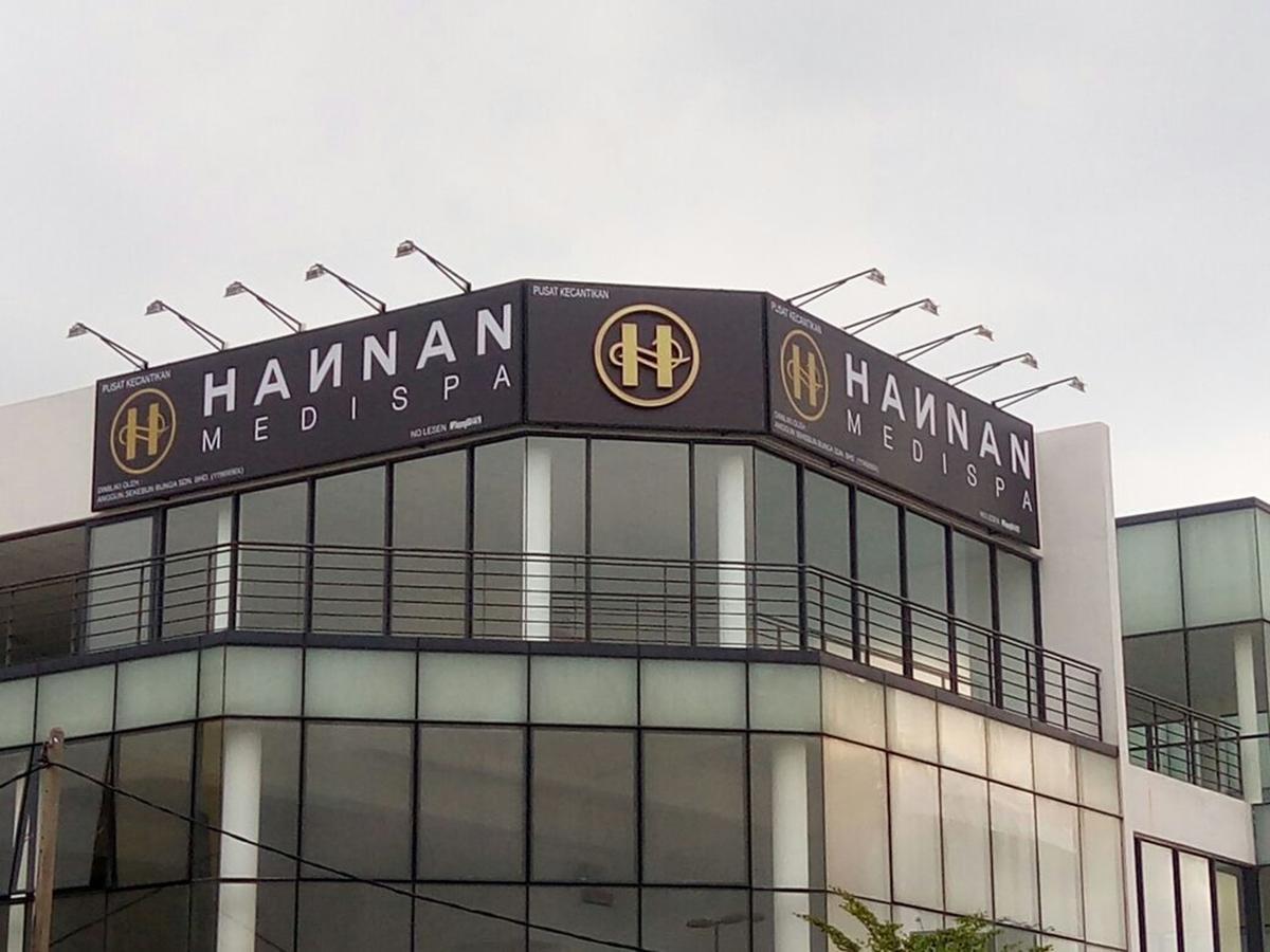 Hotel Zamburger Kota Warisan Sepang Exterior photo
